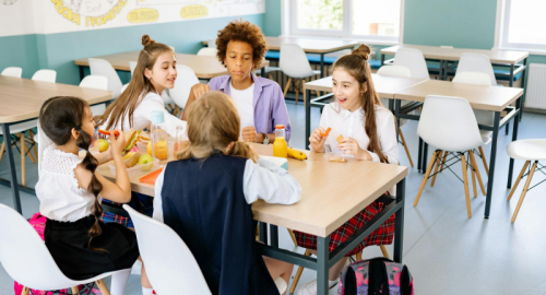 Perch Promuovere l'Alimentazione Sana tra gli Adolescenti nelle Scuole